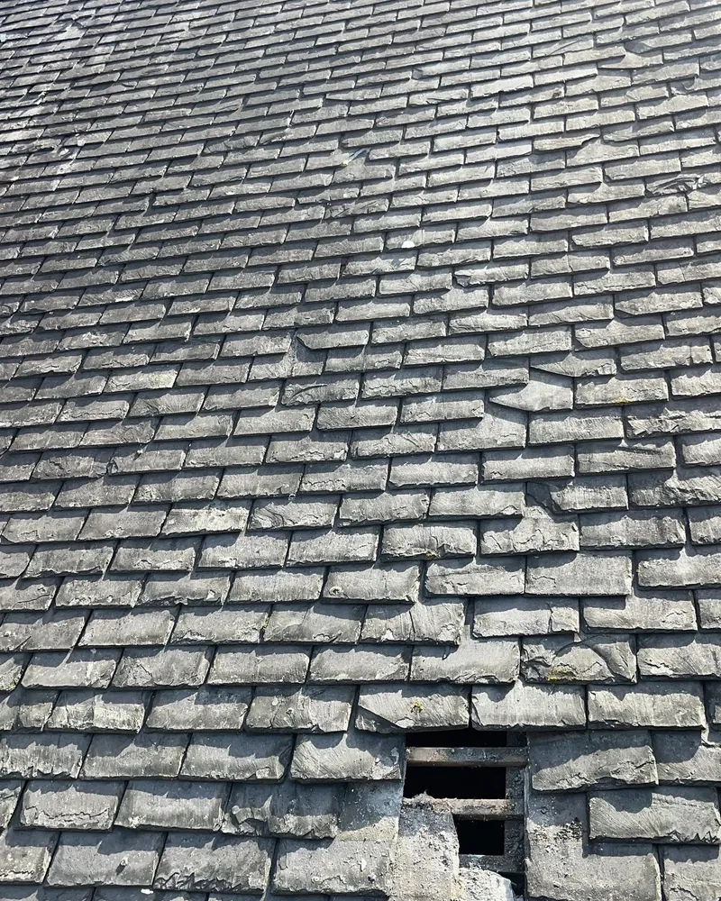 The old, worn slate roof before replacement in Melton Mowbray
