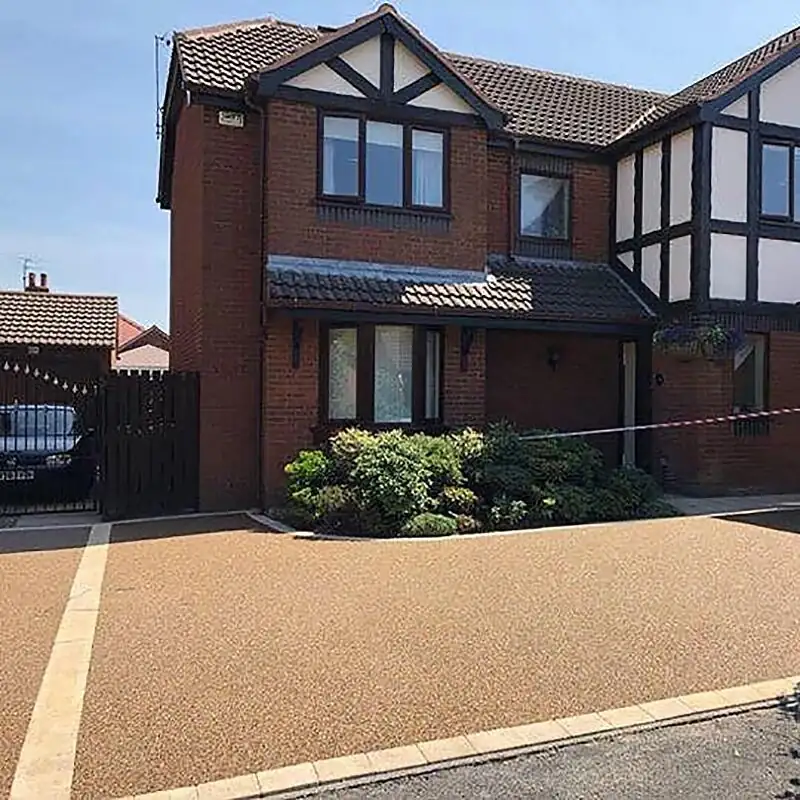 Completed resin bound driveway